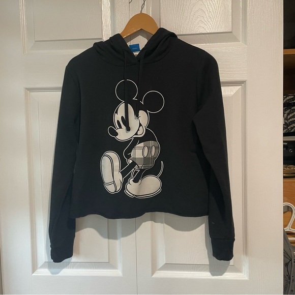 Disney Black Apparel with Blue Tag Large - Picture 1 of 8